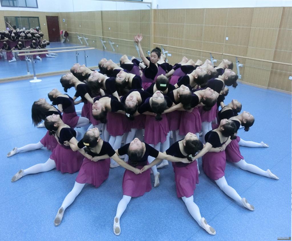 教育與藝術(shù)學(xué)院